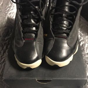 Jordan sneakers size 5 1/2